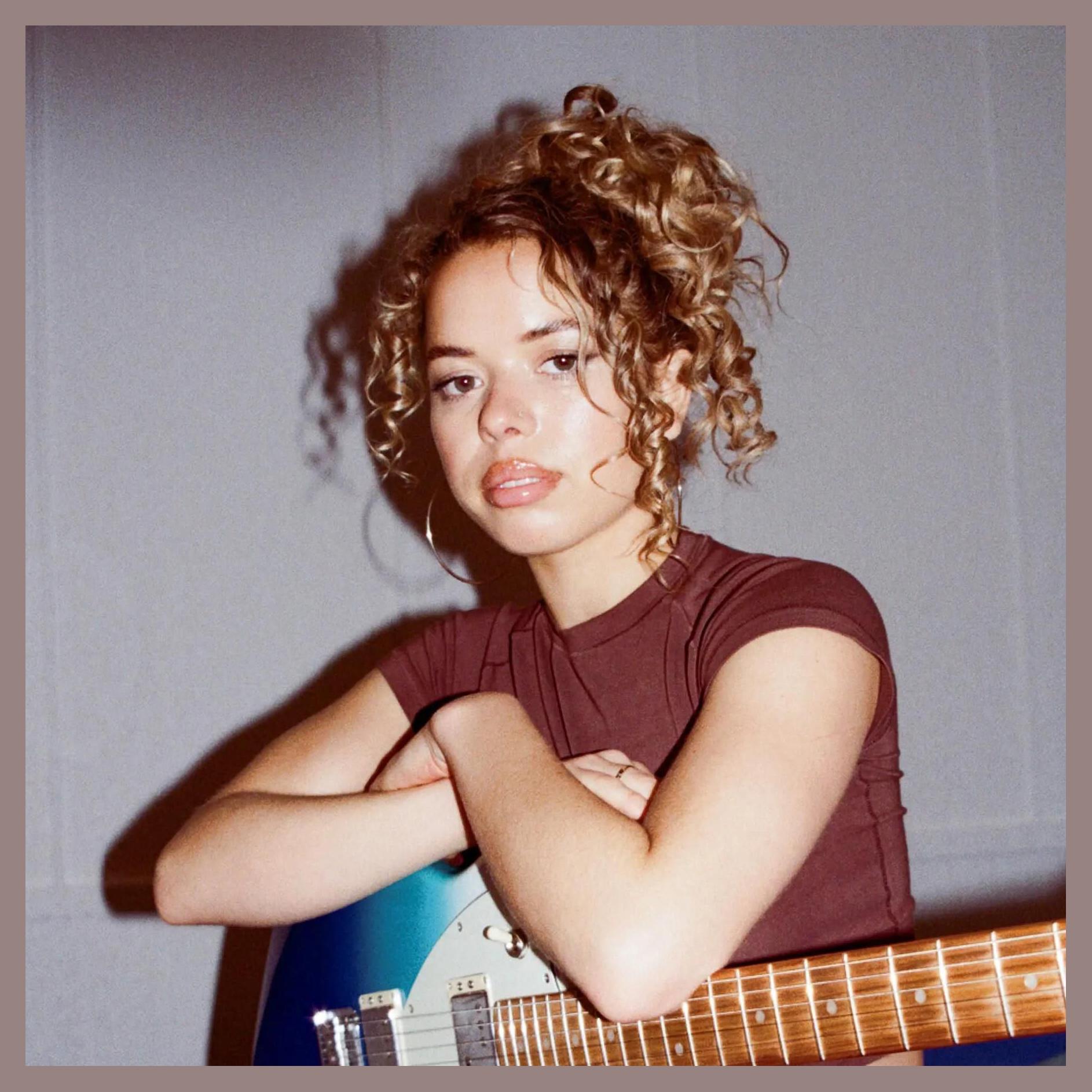 Nilüfer Yanya